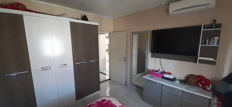 Imagem Casa com 2 Quartos à Venda, 60 m² em Maccari - Morro da Fumaça