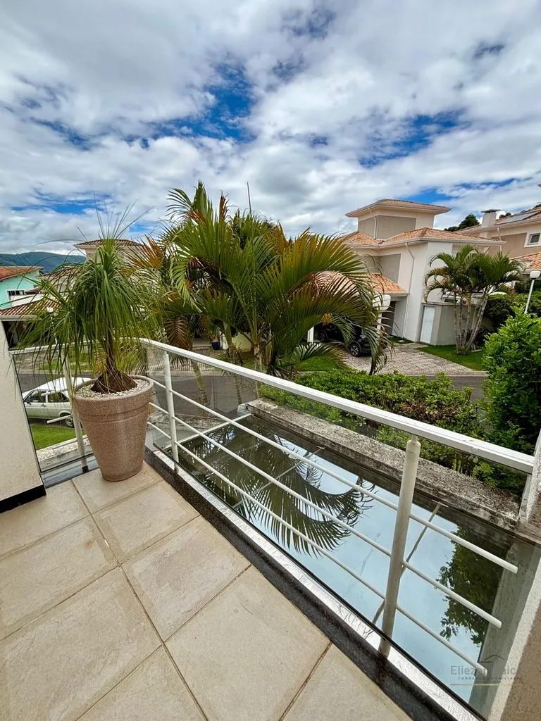 Imagem Casa à Venda em condominio fechado no Jardim Country Club, Poços de Caldas - MG
