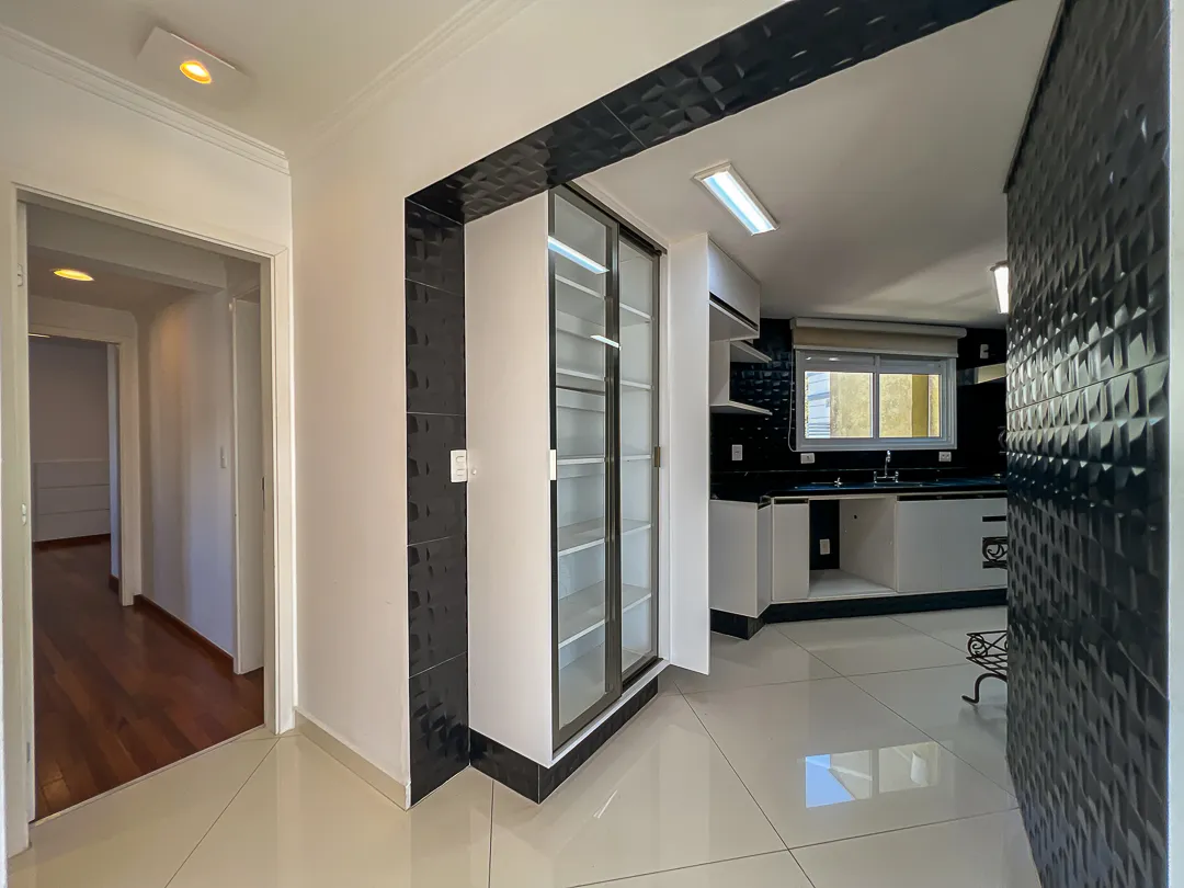 Imagem Apartamento para venda e locação em Vila Andrade com 2 quartos, sendo 2 suítes, 116m2