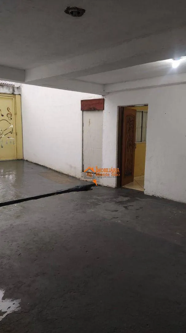 Imagem Sobrado com 5 dormitórios à venda, 275 m² por R$ 499.000,00 - Parque Maria Helena - Guarulhos/SP