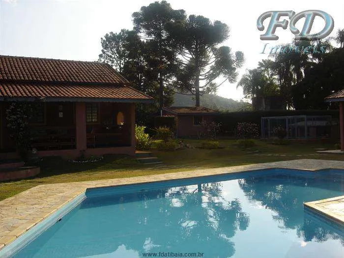 Chácara com 4 Quartos à Venda, 220 m² em Arara Dos Pereiras - Bragança Paulista