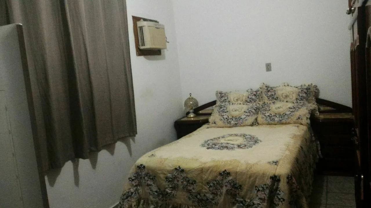 Imagem Casa à venda 2 Quartos, 1 Suite, 2 Vagas, 250M², Azeredo, Pindamonhangaba - SP