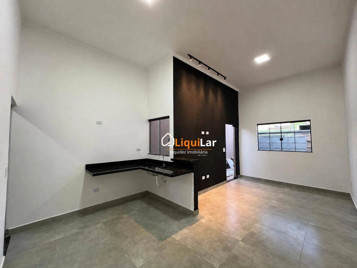 Imagem Casa Térrea no Coronel Antonino | Excelente Acabamento e Suíte