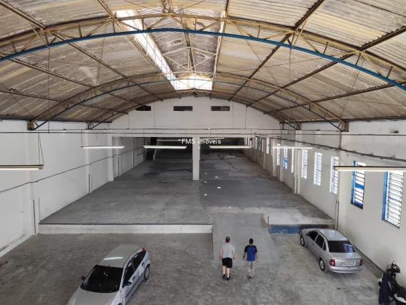 Imagem Galpão Comercial para Locação em São Paulo-SP - Bairro Aricanduva - 1 Sala, 2 Banheiros, 11 Vagas de Garagem, 1.650m² de Área