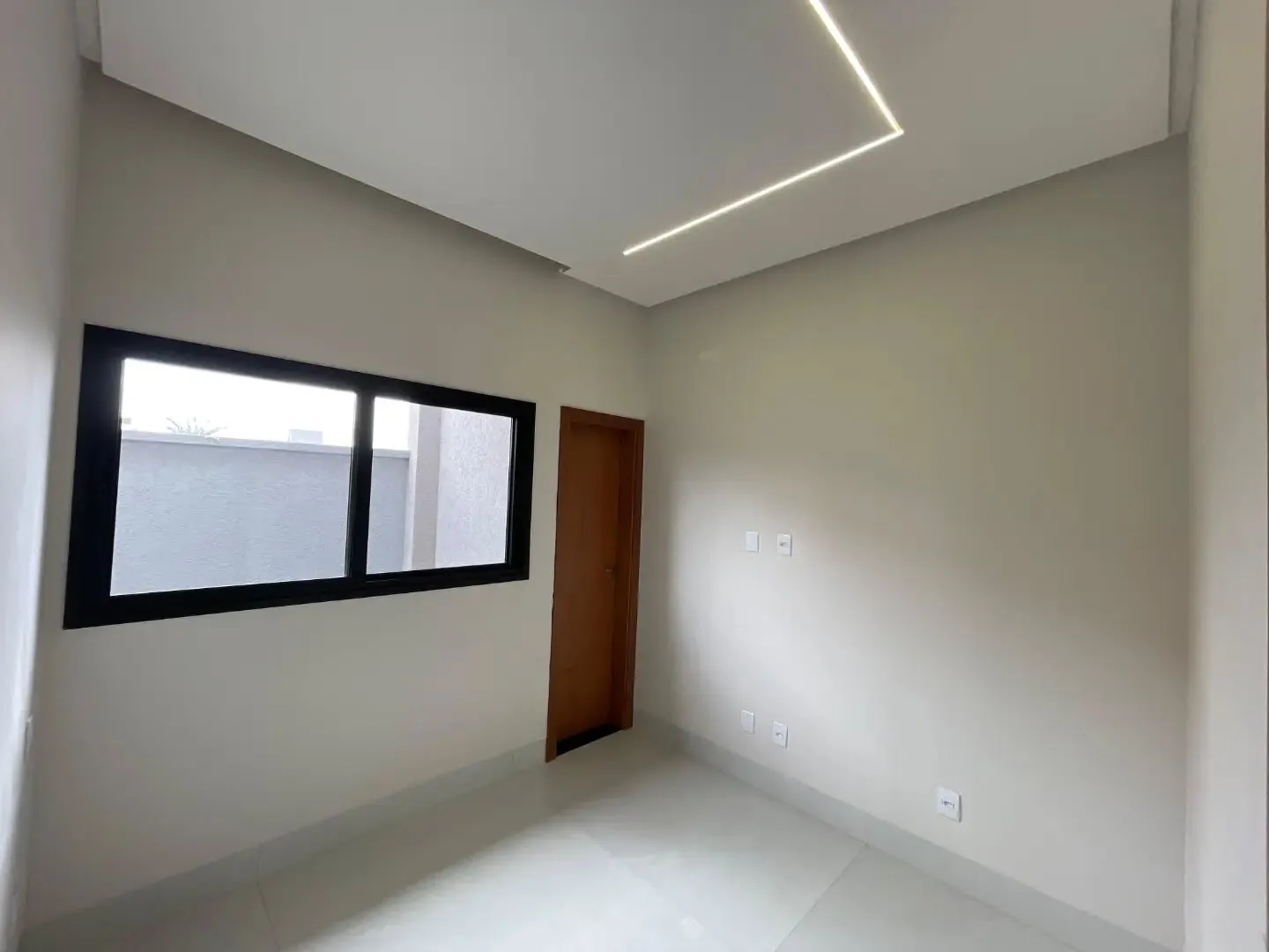 Imagem Linda Casa 3 Suites No Jardins Parma