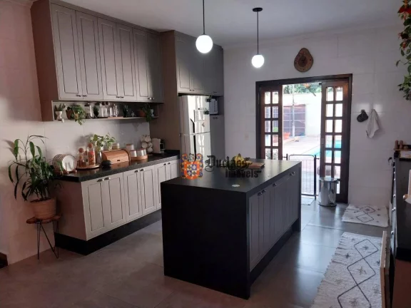 Imagem Chácara com 2 dormitórios à venda, 900 m² por R$ 852.000,00 - Granja Bela Vista - Taubaté/SP
