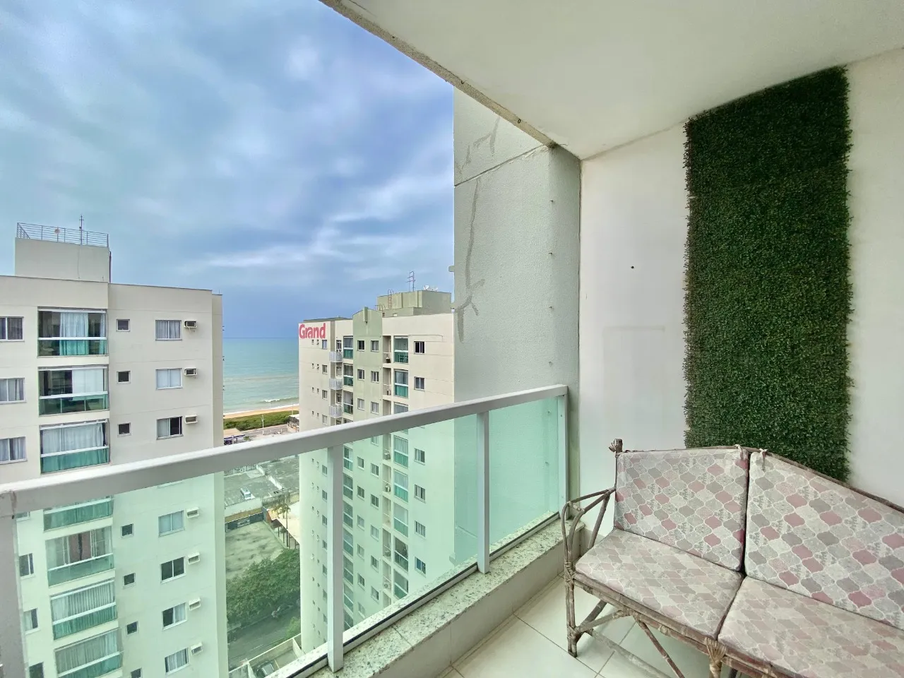 Imagem Apartamento com 2 quartos à venda em Vila Velha