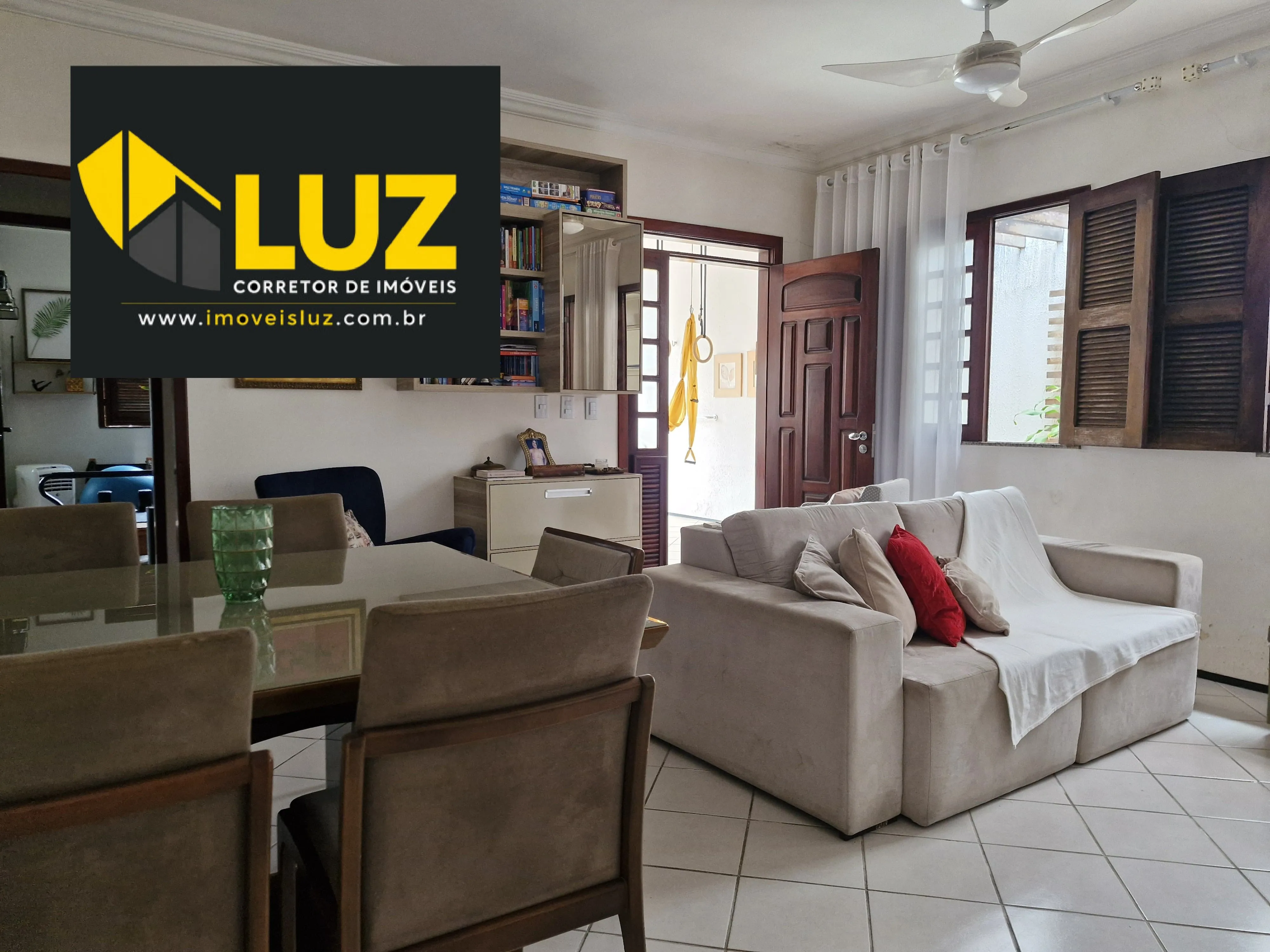 Foto do imóvel Sua Nova Casa em Messejana Espera por Você - A Poucos Metros da Frei Cirilo