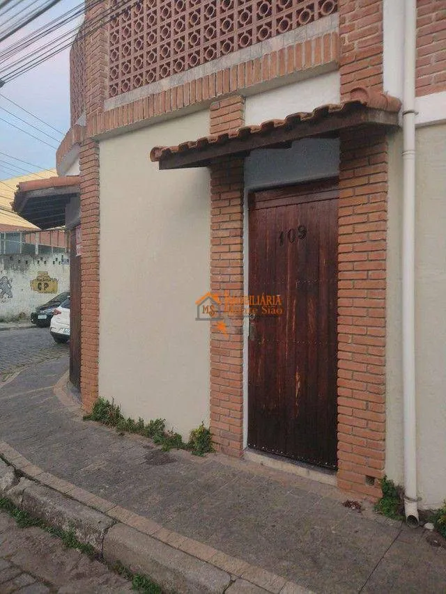 Imagem Sobrado com 4 dormitórios à venda, 160 m² por R$ 450.000,00 - Gopoúva - Guarulhos/SP