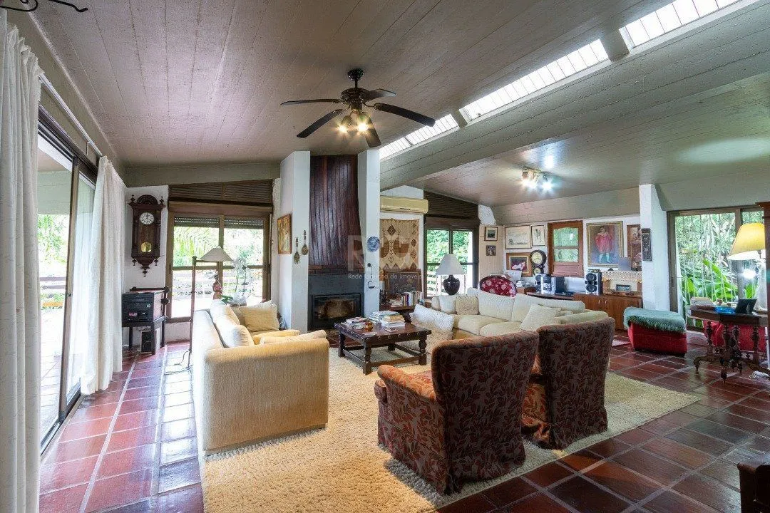 Imagem Casa para Venda - 600m², 3 dormitórios, sendo 1 suites, 8 vagas - Vila Assunção