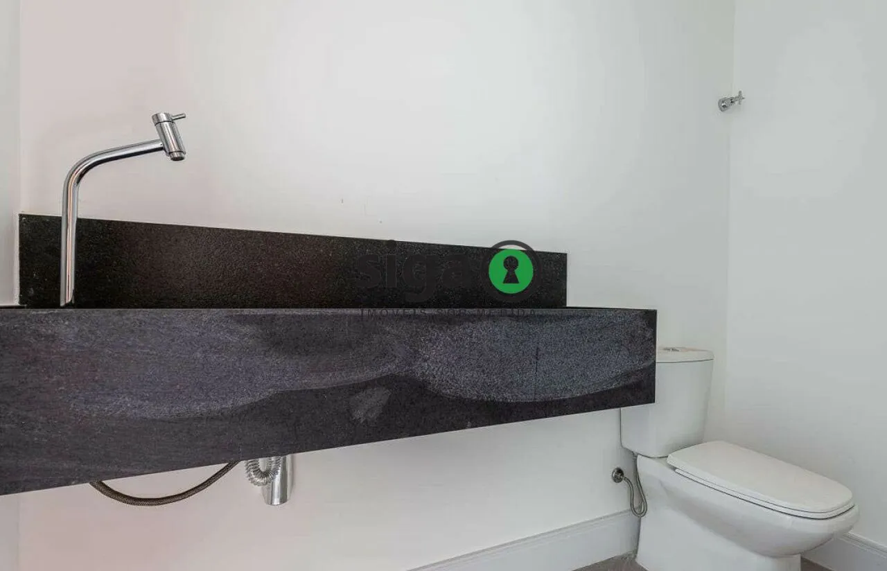 Imagem Casa em condomínio à Venda no Alto da Boa Vista com 4 quartos