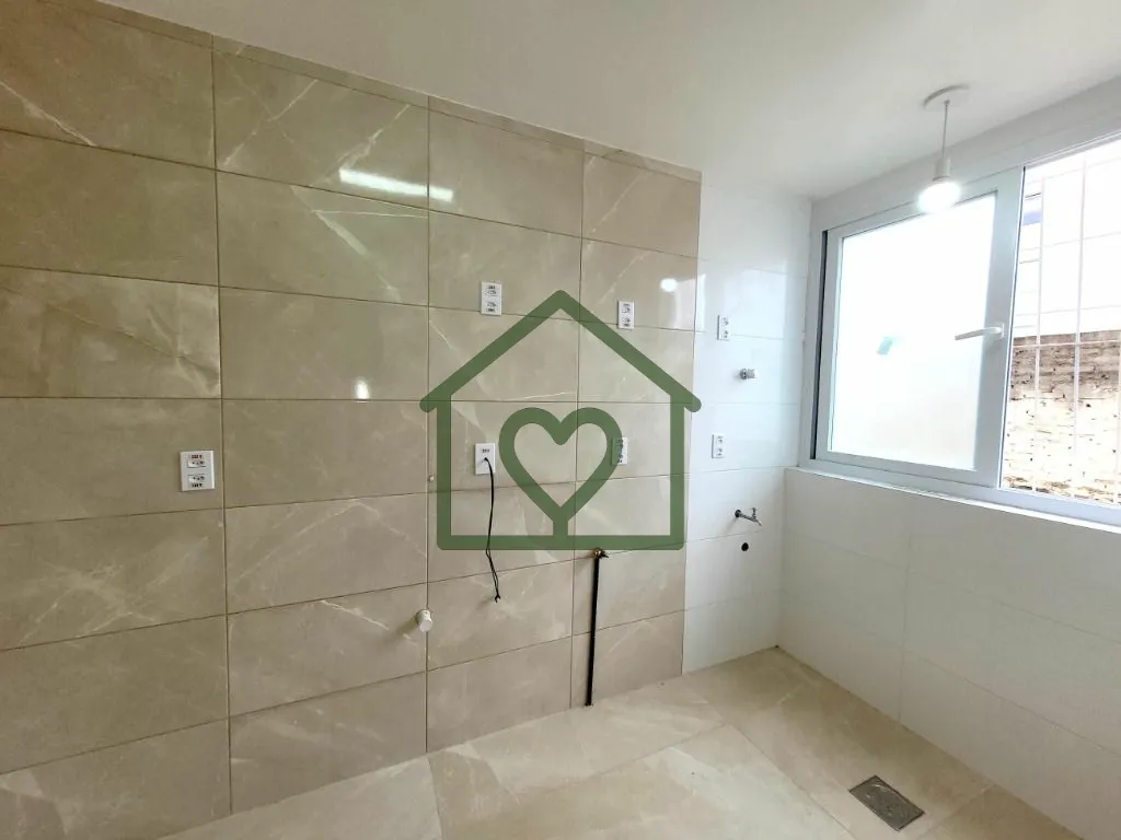 Imagem Apartamento totalmente reformado com 01 dormitório e 02 vagas de garagem próximo à PUC, bairro Ja...