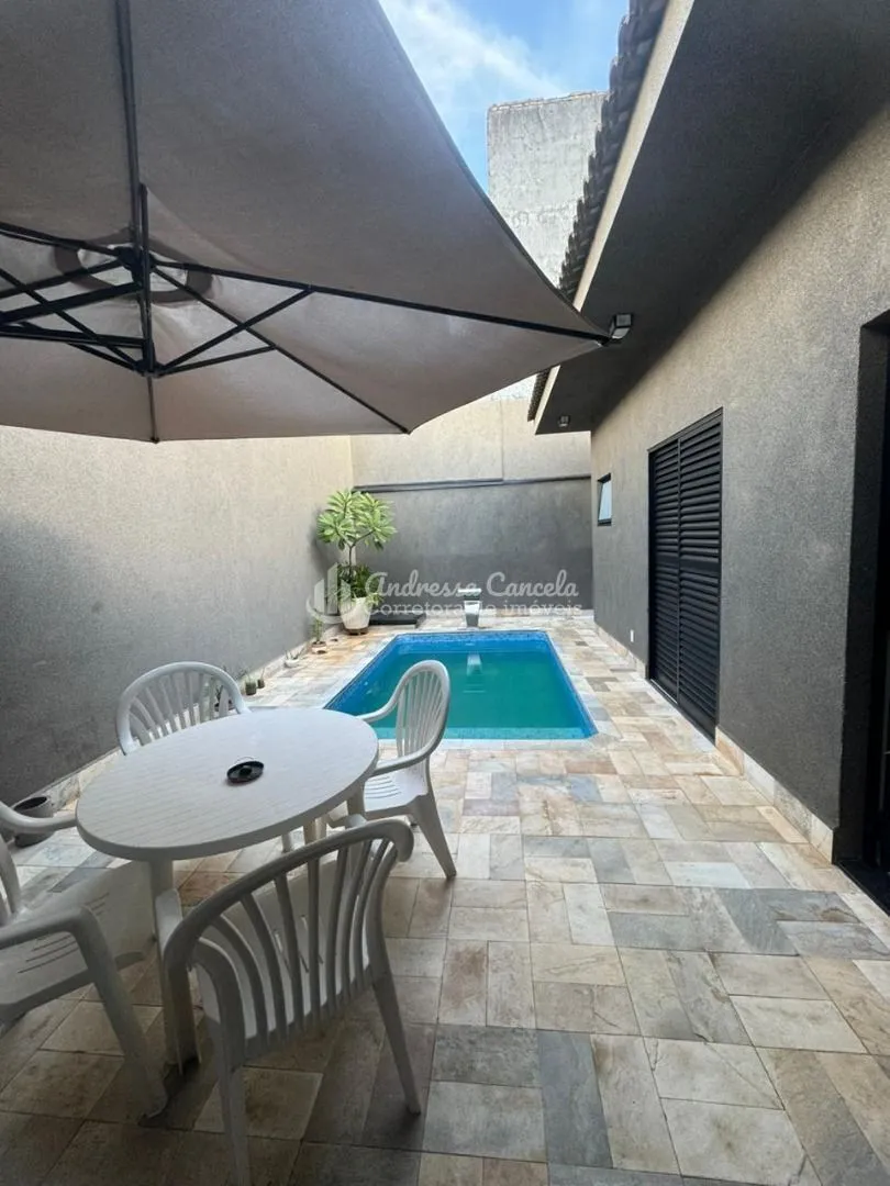 Imagem Casa com 3 dormitórios à venda, 275 m² por R$ 1.200.000,00 - Parque São Miguel - São José do Rio Preto/SP