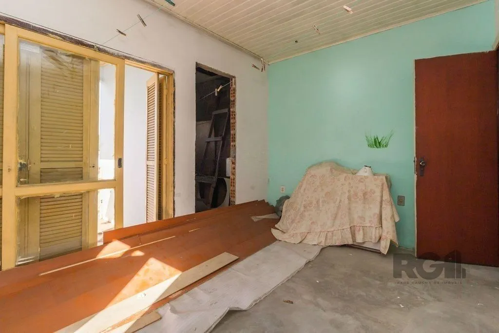 Imagem Casa de 3 dormitórios, bairro Sarandi