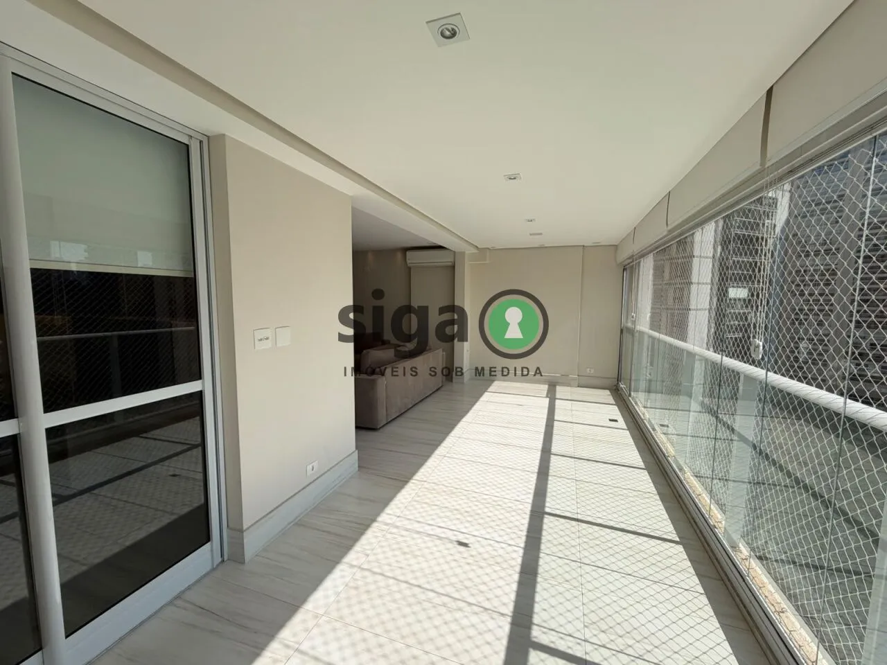 Imagem Apartamento a venda no Panamby, com 4 quartos e 4 vagas