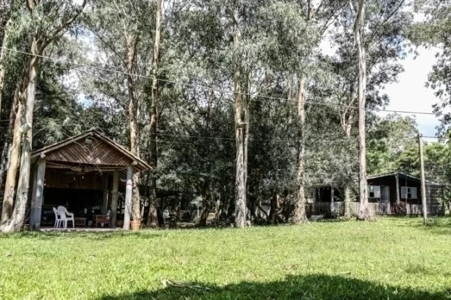 Imagem Sítio de 2,5 Hectares, Casa Principal, Casa Caseiro, Piscina, Águas Claras