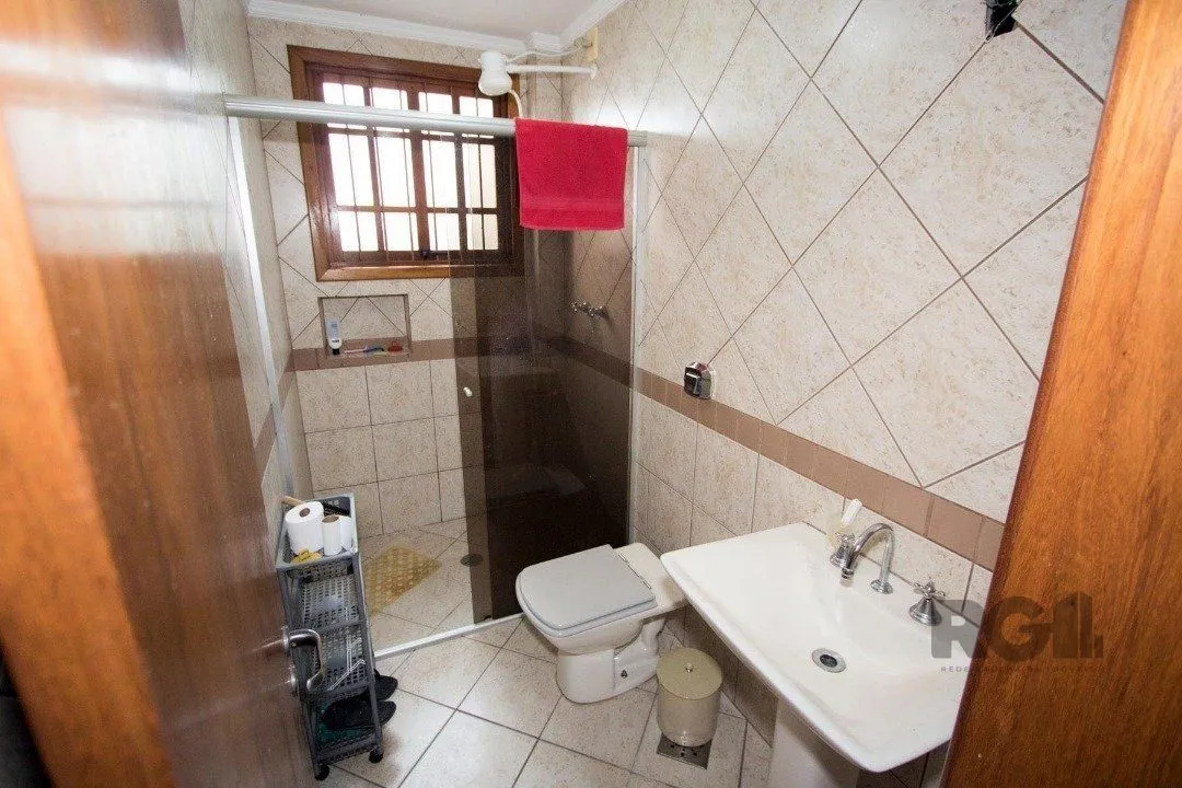 Imagem Sobrado com 6 suites, lareira, lavabo, pátio - Bairro Belém Velho