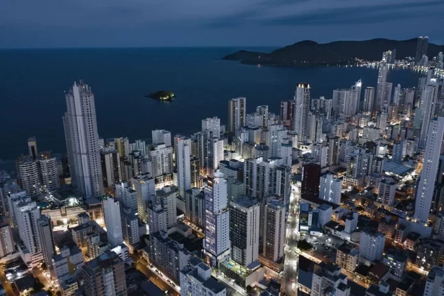 Imagem Apartamento à venda em Balneário Camboriú, Centro, com 4 quartos, 143,43m2