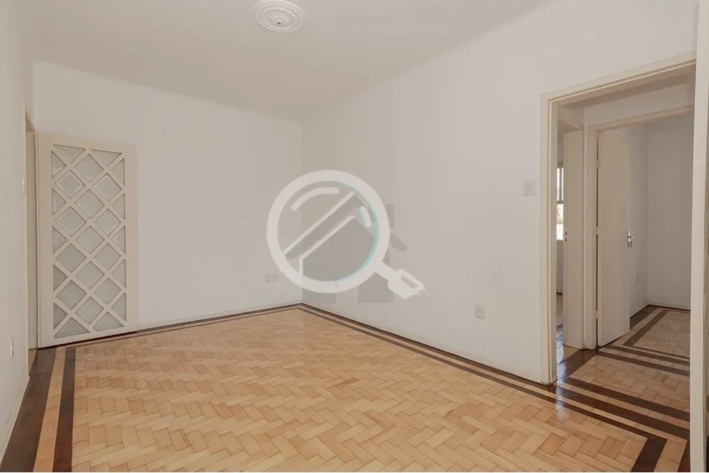 Imagem Este encantador apartamento no segundo andar está localizado na Rua General Caldwell. Com dois dorm...