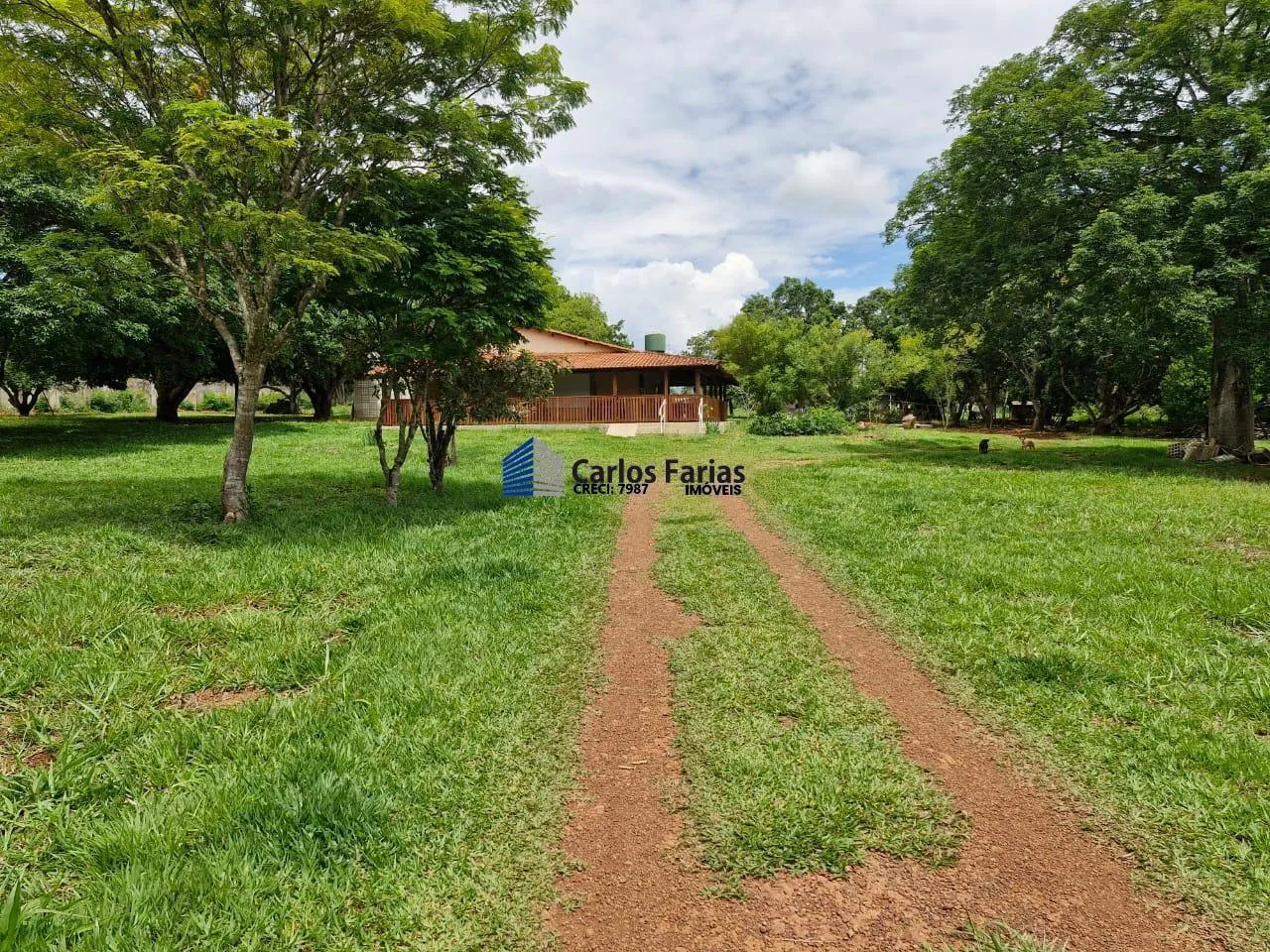 Imagem Chácara para Venda em Brasília, Setor Habitacional Jardim Botânico, 3 dormitórios, 2 suítes, 4 banheiros, 4 vagas