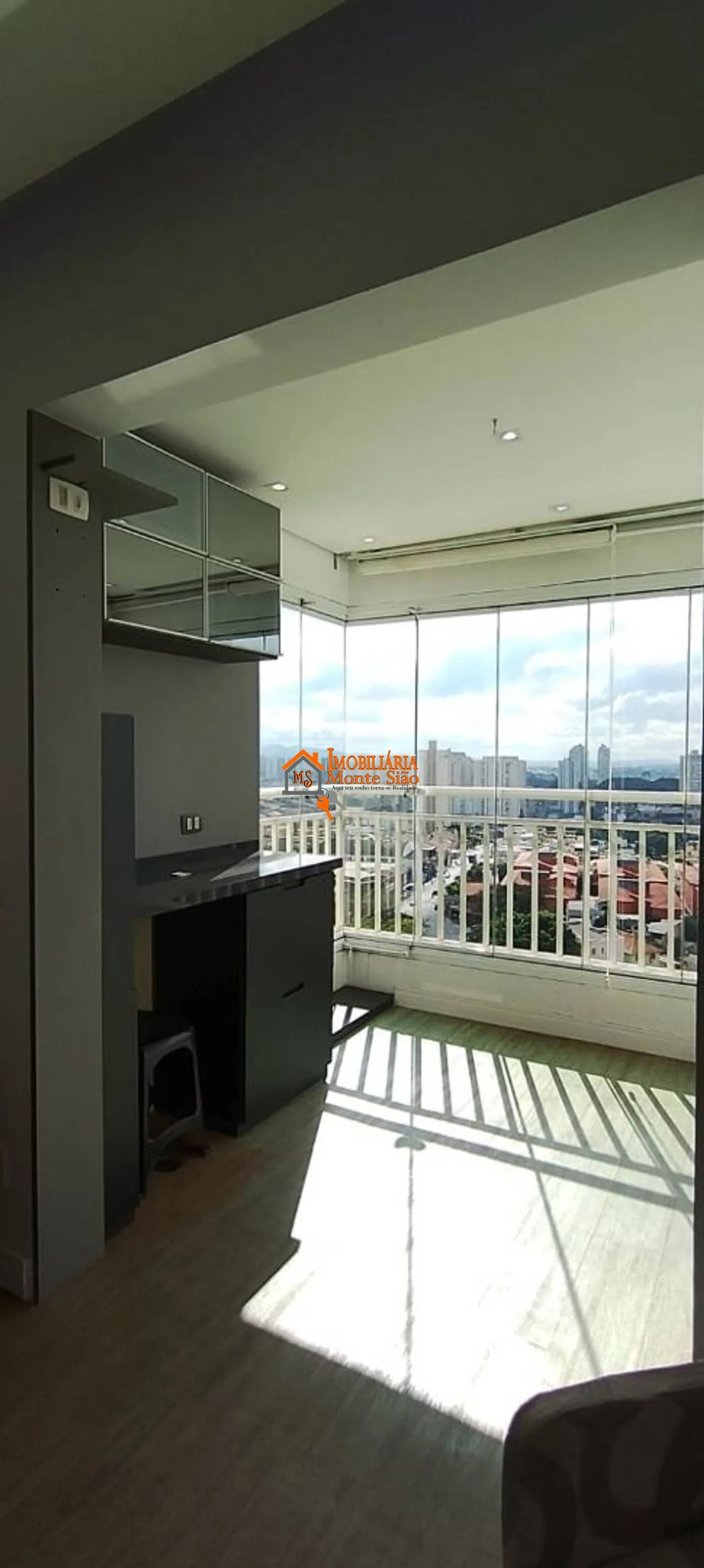 Imagem Apartamento com 3 dormitórios para alugar, 69 m² por R$ 4.920,00/mês - Gopoúva - Guarulhos/SP