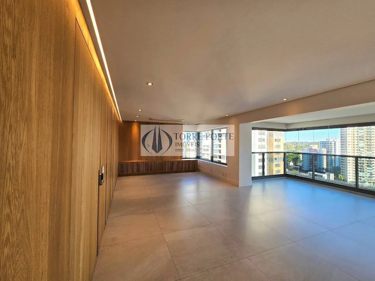Imagem Belíssimo apartamento 192 m² 3 suítes 5 banheiros 4 vagas, no Campo Belo