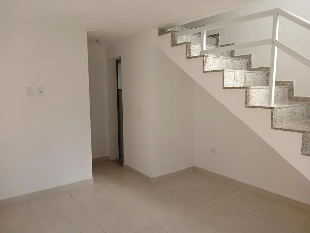 Imagem Casa de Condomínio com 2 Quartos à Venda, 75 metros em Engenho do Mato - Niterói