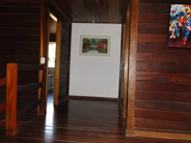 Imagem Chácara à venda 3 Quartos, 3 Suites, 10 Vagas, 2000M², Parque Lago Azul, Pindamonhangaba - SP