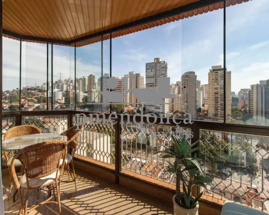 Excelente apartamento, espaçoso living para 3 ambientes, terraço, lavabo, 4 dormitórios sendo 3 s...