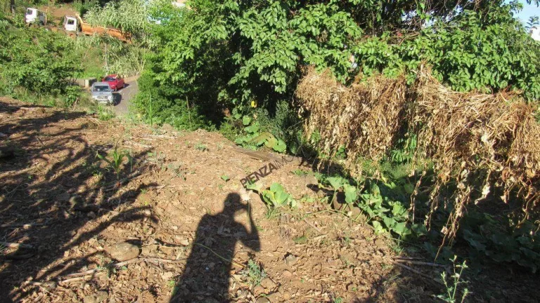 Imagem Terreno para Venda em Concórdia, Petrópolis