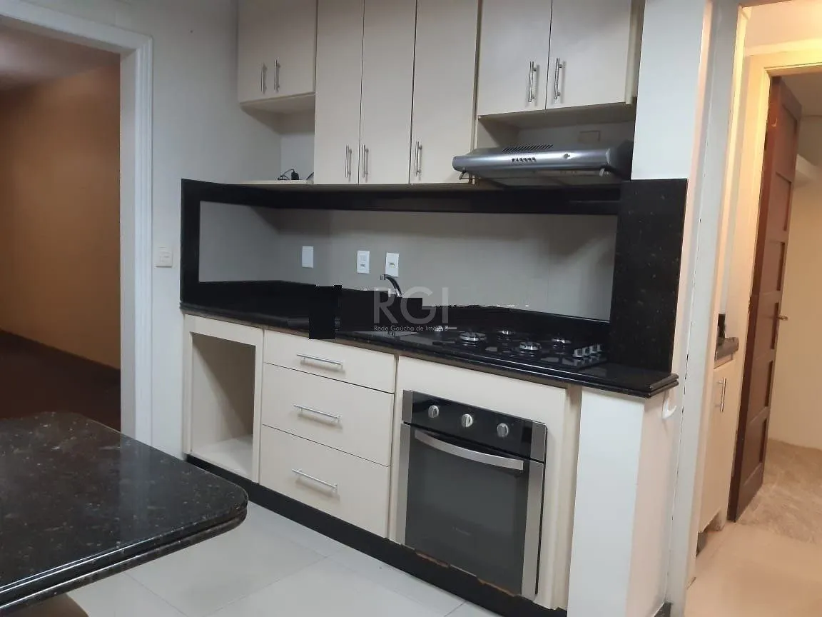 Imagem Apartamento para Venda - 115m², 3 dormitórios, sendo 1 suites, 1 vaga - Petrópolis
