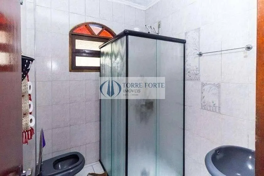 Imagem Sobrado com 3 dormitorios 2 suites 2 vagas , na Sapopemba .