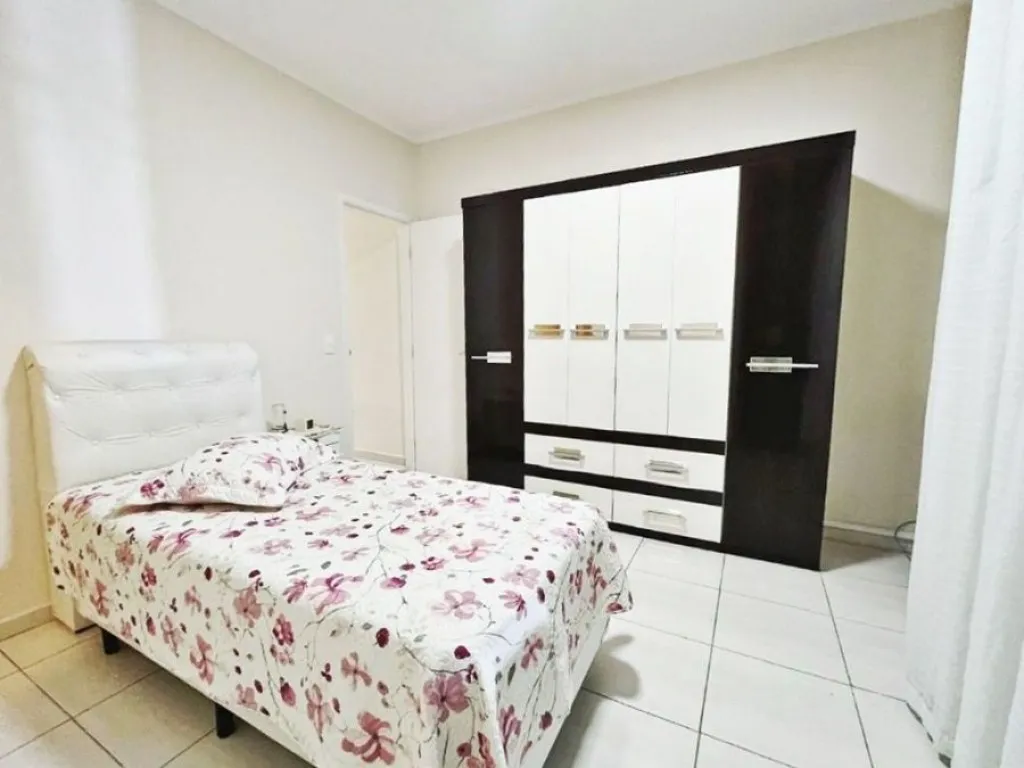 Imagem CASA COM 130,00 m² - BOQUEIRÃO - PRAIA GRANDE SP
