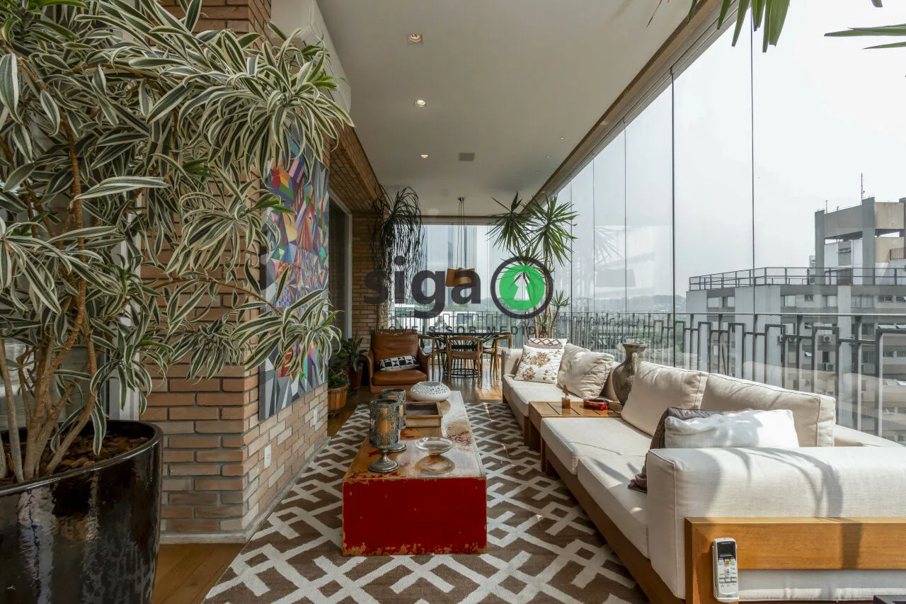 Imagem Apartamento com 4 Quartos à Venda no Itaim