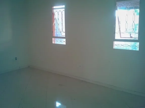 Imagem Casa no jardim Terra Branca, 2 quartos, garagem coberta.