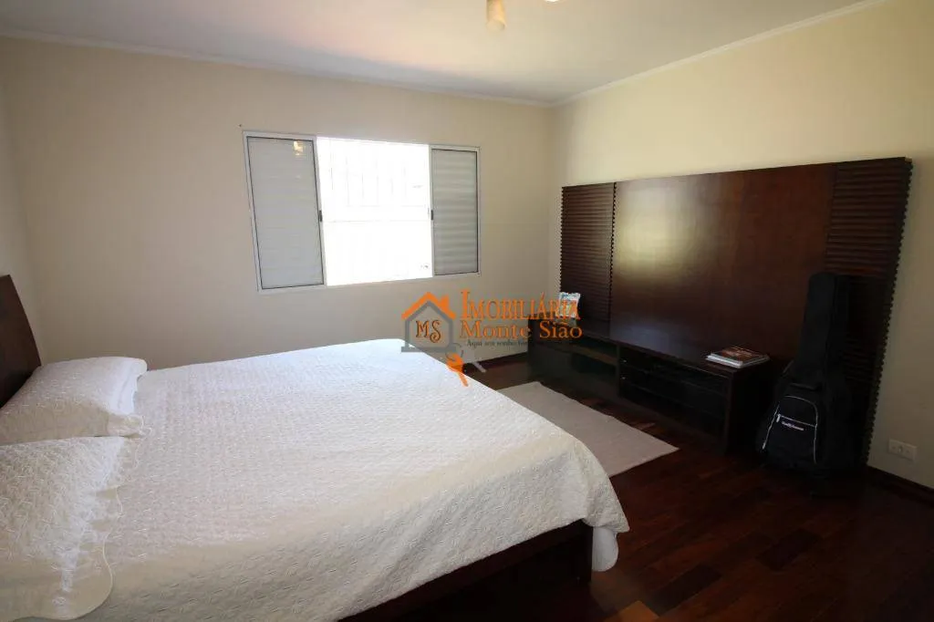 Imagem Sobrado com 3 dormitórios à venda, 235 m² por R$ 980.000,00 - Jardim Santa Cecília - Guarulhos/SP
