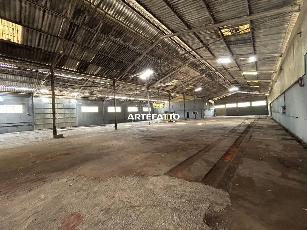 Imagem GALPÃO INDUSTRIAL/COMERCIAL PARA LOCAÇÃO/FRENTE PARA A Rodovia Régis Bittencourt