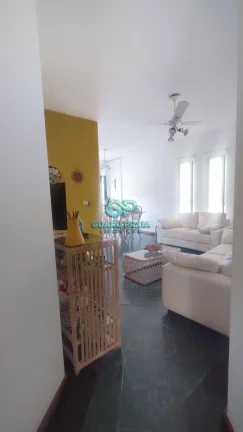 Imagem 3 dormitórios, sendo 1 suíte com sacada, banheiro social e de serviço, totalizando 3 banheiros, sala ampla para dois ambientes com sacada, cozinha e lavanderia, 1 vaga de garagem.