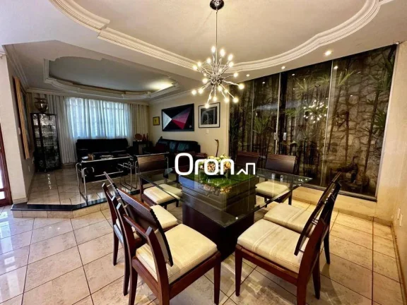 Imagem Sobrado à venda, 328 m² por R$ 1.190.000,00 - Jardim América - Goiânia/GO