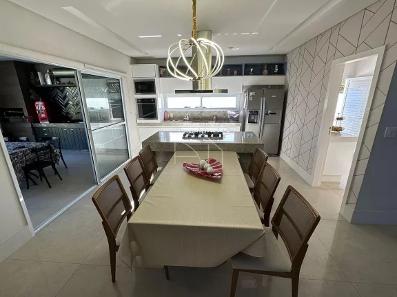 Imagem Luxuosa Casa à Venda no Condomínio Resort Boulevard Lagoa – Serra, ES