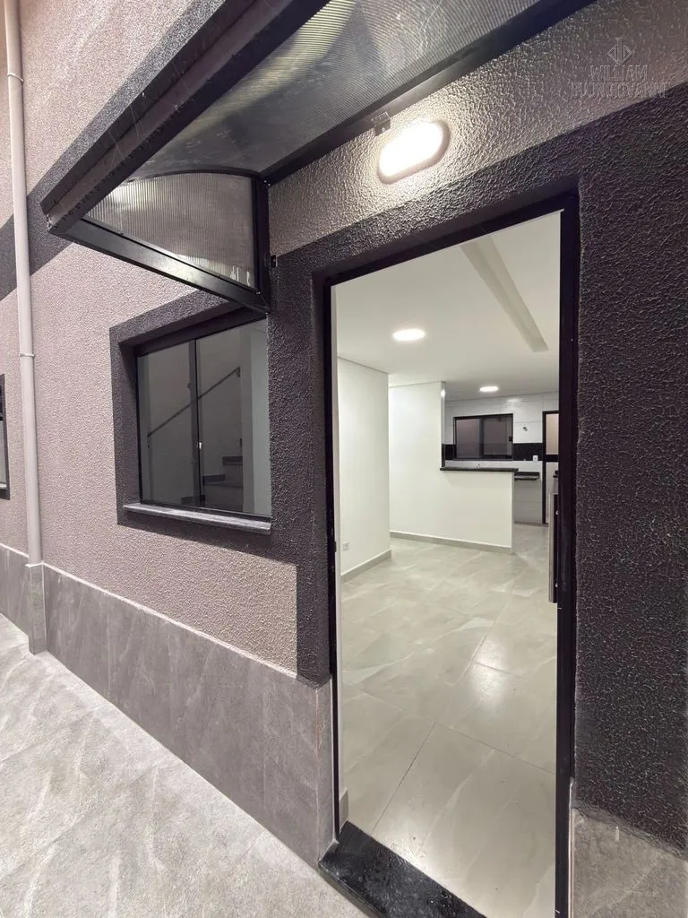 Imagem Casa de Condomínio com Quintal e Churrasqueira!!