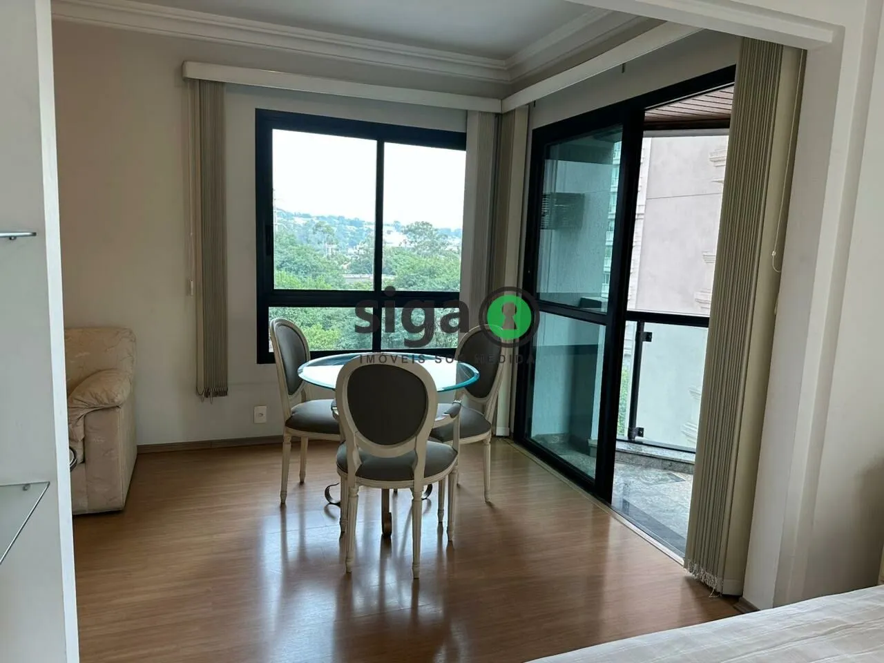 Imagem Flat mobiliado 1 dorm Jd Europa