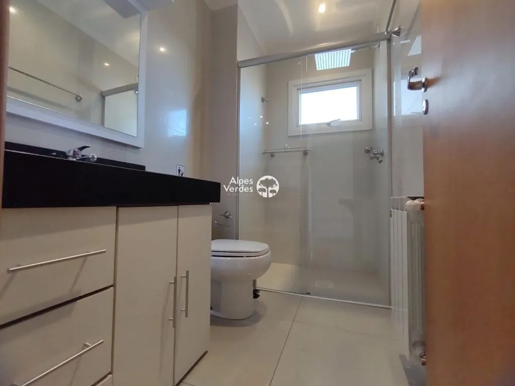 Imagem Vende-se Apartamento em Canela a 1 minuto da Catedral de Pedra