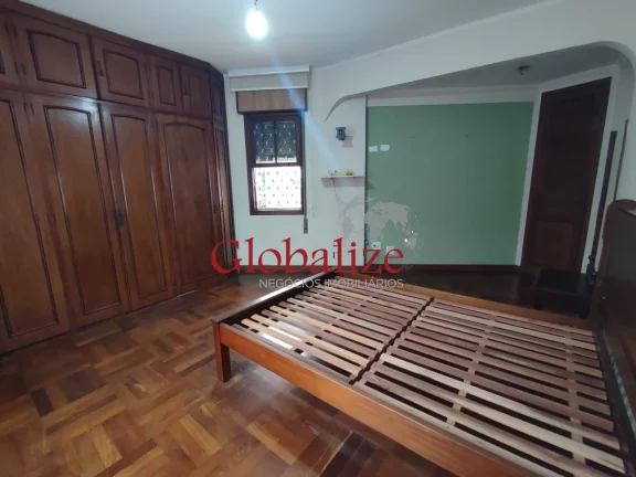Imagem BELISSIMA CASA COM PISCINA NO BAIRRO DO EMBARÉ, 3DORMITÓRIOS, 1 SUÍTE, GARAGEM PARA 3 CARROS. VALOR R$1.200.000,00