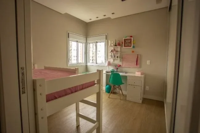 Imagem Apartamento Lindo 96 m² 3 Dormitórios e 3 Vagas no Bairro Vila Valparaíso