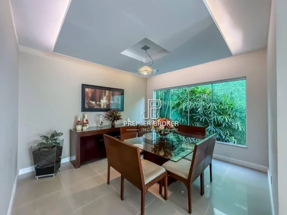 Imagem Casa com 3 dormitórios à venda, 192 m² por R$ 1.270.000,00 - Pimenteiras - Teresópolis/RJ