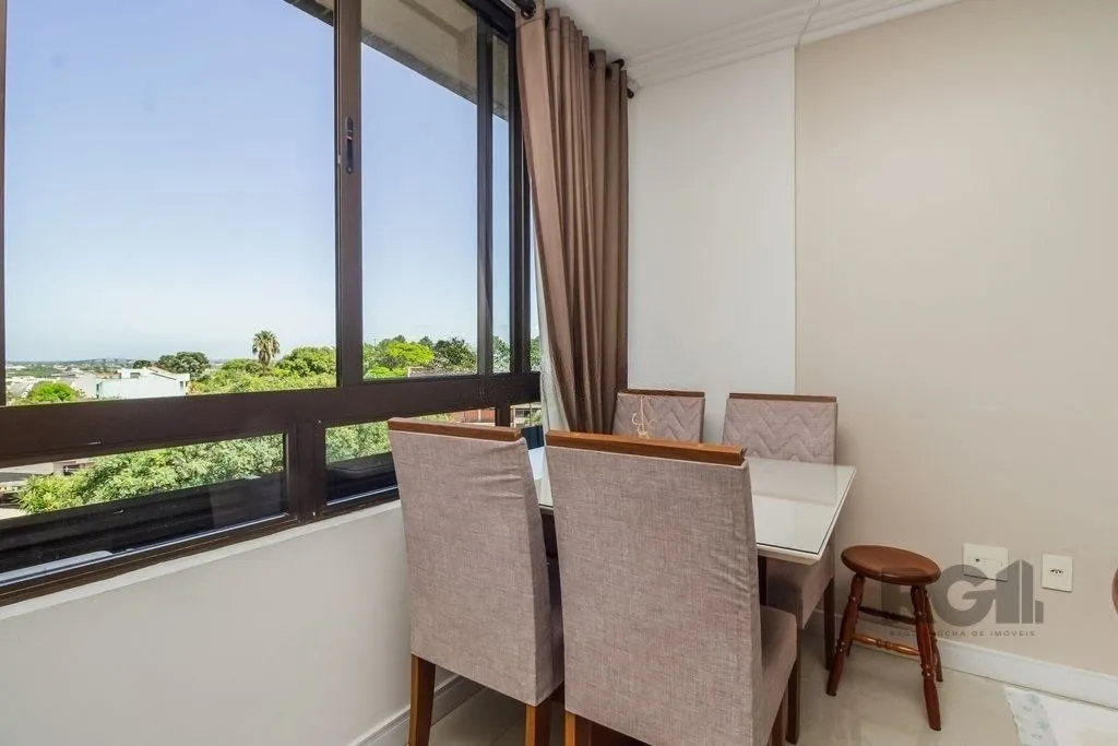 Imagem Excelente apartamento de 107 m² com 3 dormitórios e 2 vagas cobertas.