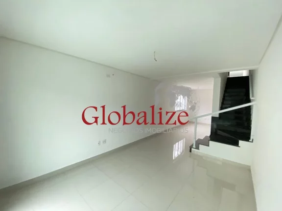 Imagem CASA SOBREPOSTA COM 4 QUARTOS,SENDO 2 SUÍTES,5 BANHEIROS,2,VAGAS NO BAIRRO DO CAMPO GRANDE EM SANTOS POR R$1.550.000,00