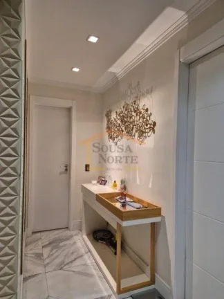 Imagem Apartamento de alto padrão, com 3 dormitórios, sendo 3 suítes, 3 vagas de garagem e uma elegante ...