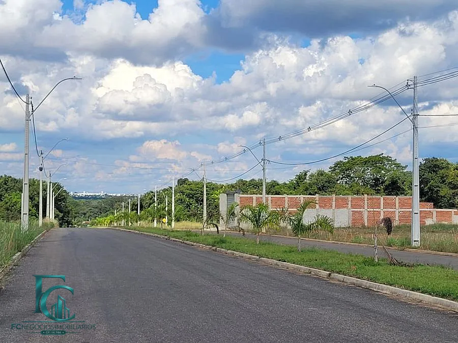 Imagem Terreno Comercial â Venda em Abadia